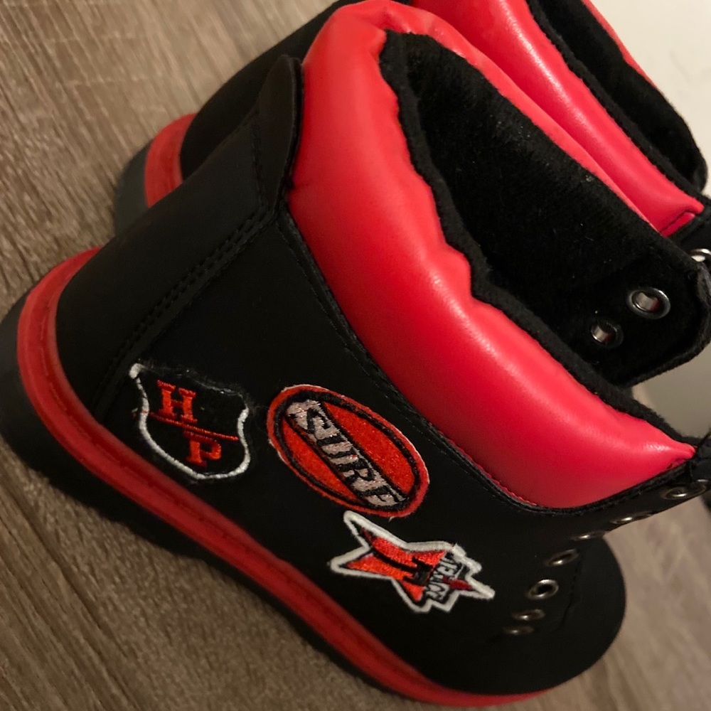 Emoji boots